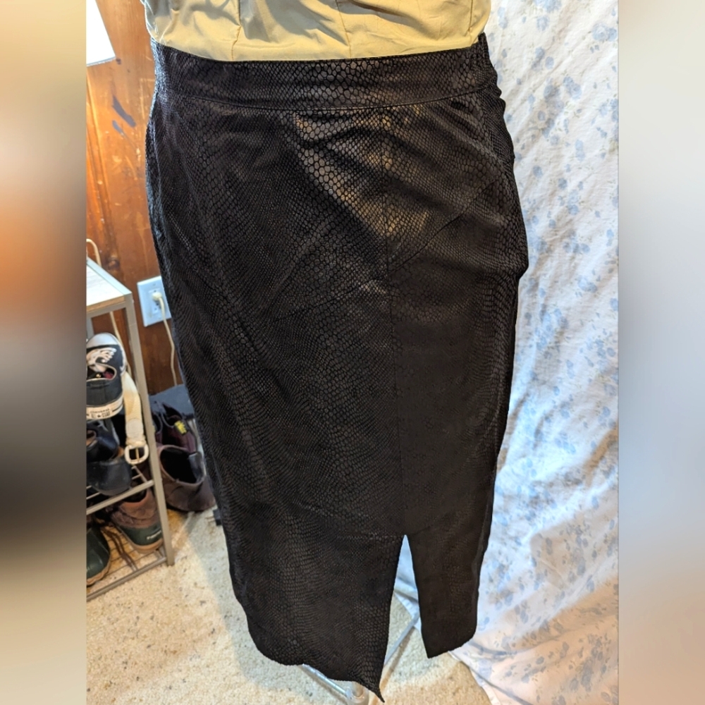 Vintage CBO New York black leather skirt with slit, size 20